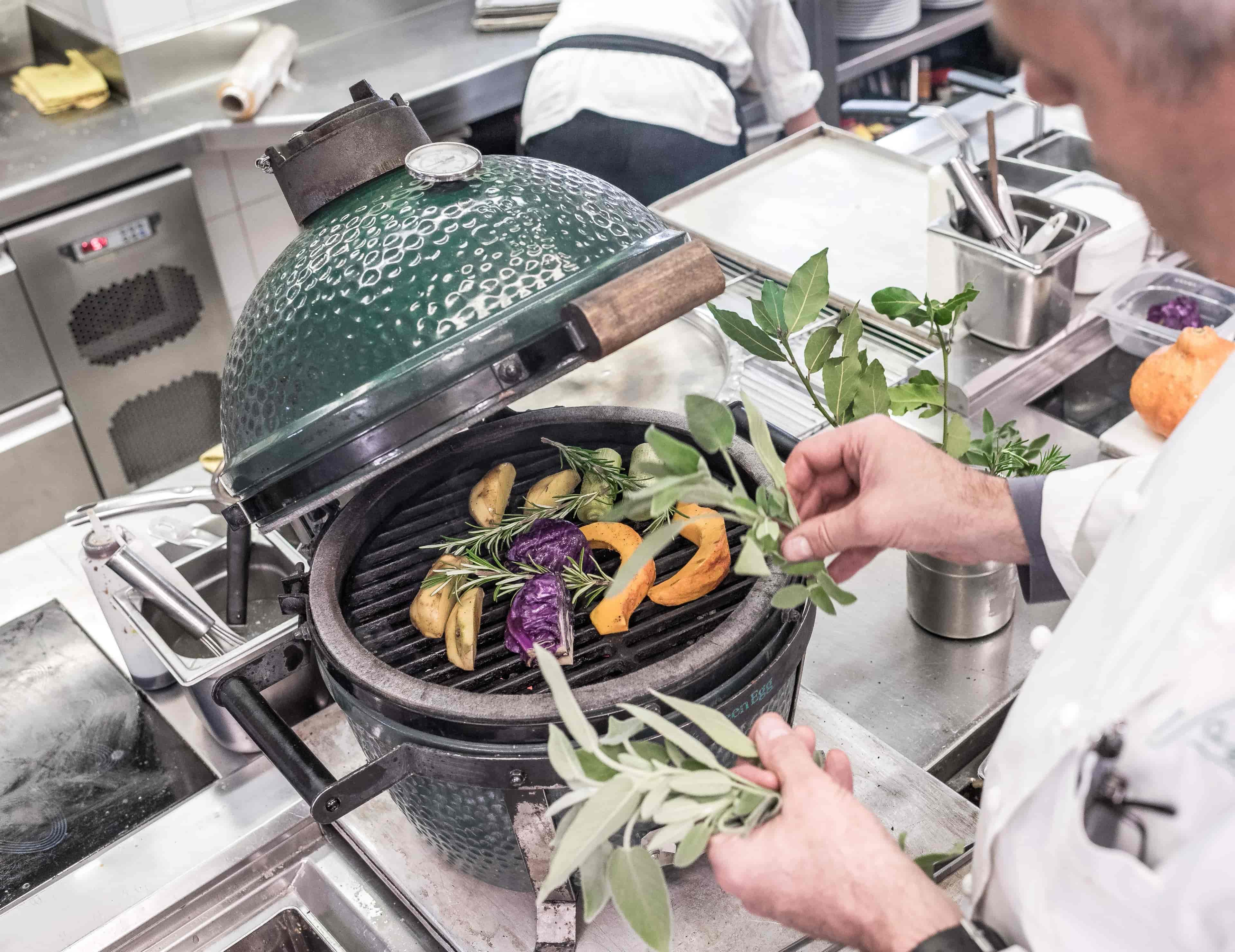 MiniMax Big Green Egg