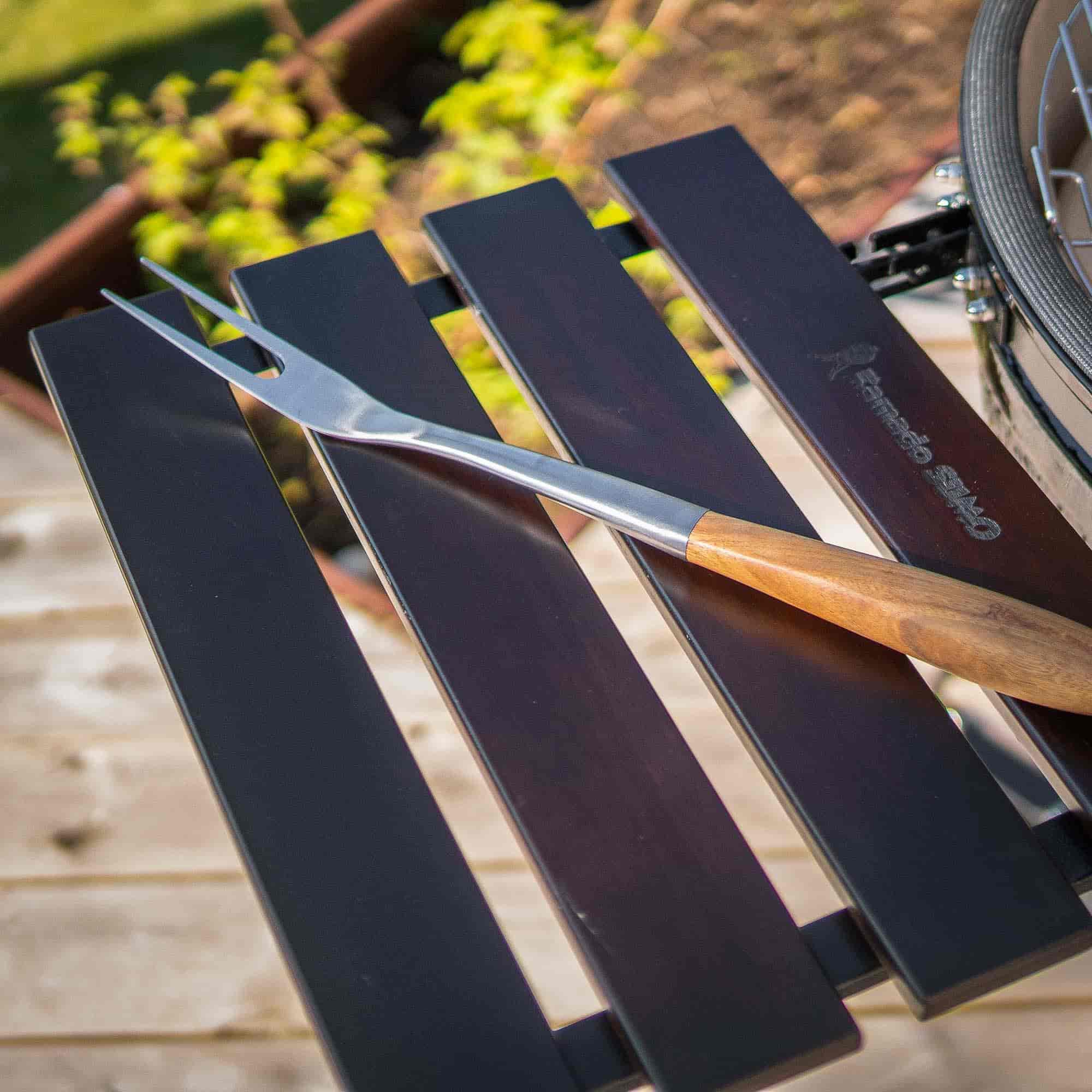 Kamado Sumo, Grillgaffel Acacia trä