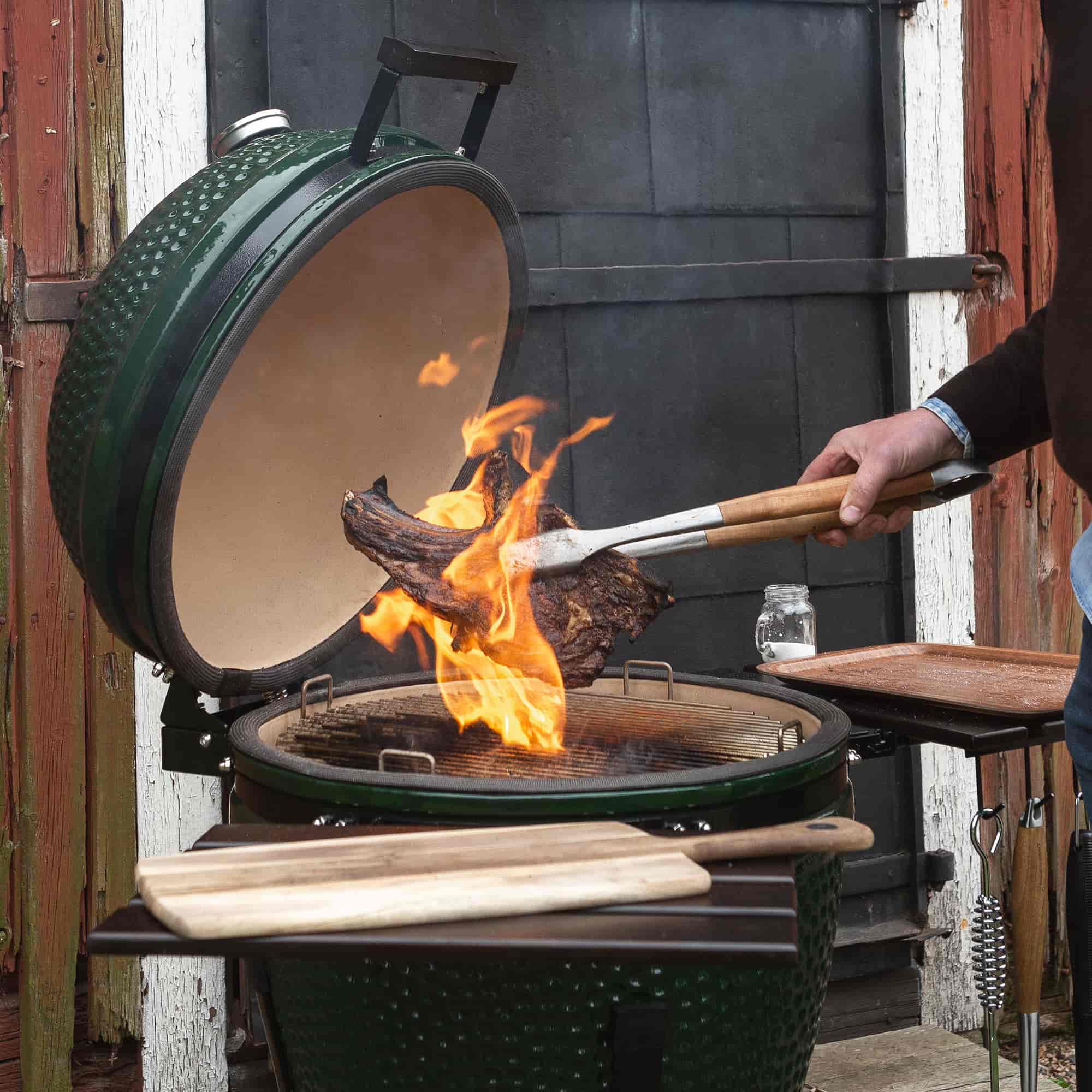 Kamado Sumo, Grilltång Acacia trä