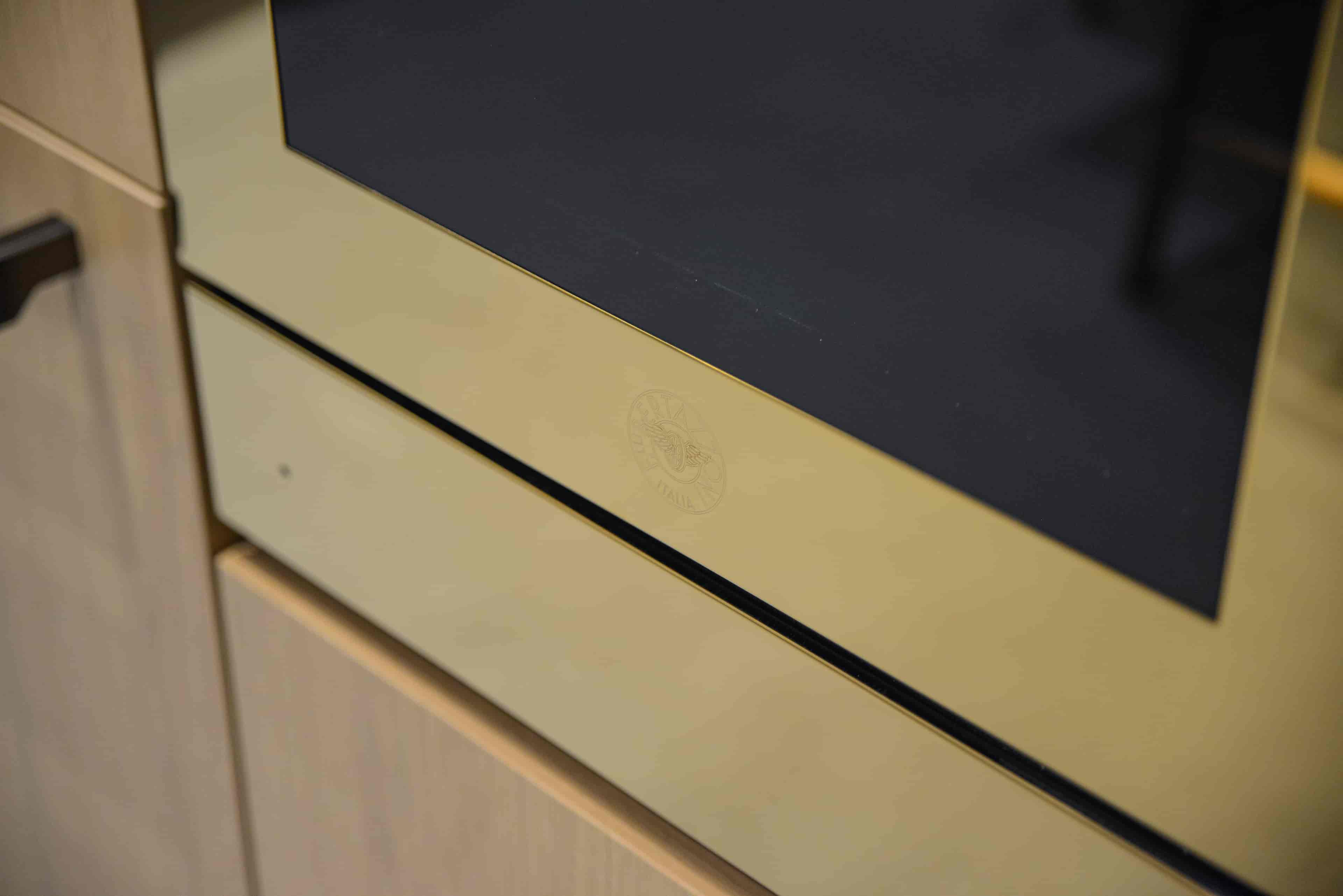 Bertazzoni Ugn med pyrolys TFT, guld, blank, Modern-series