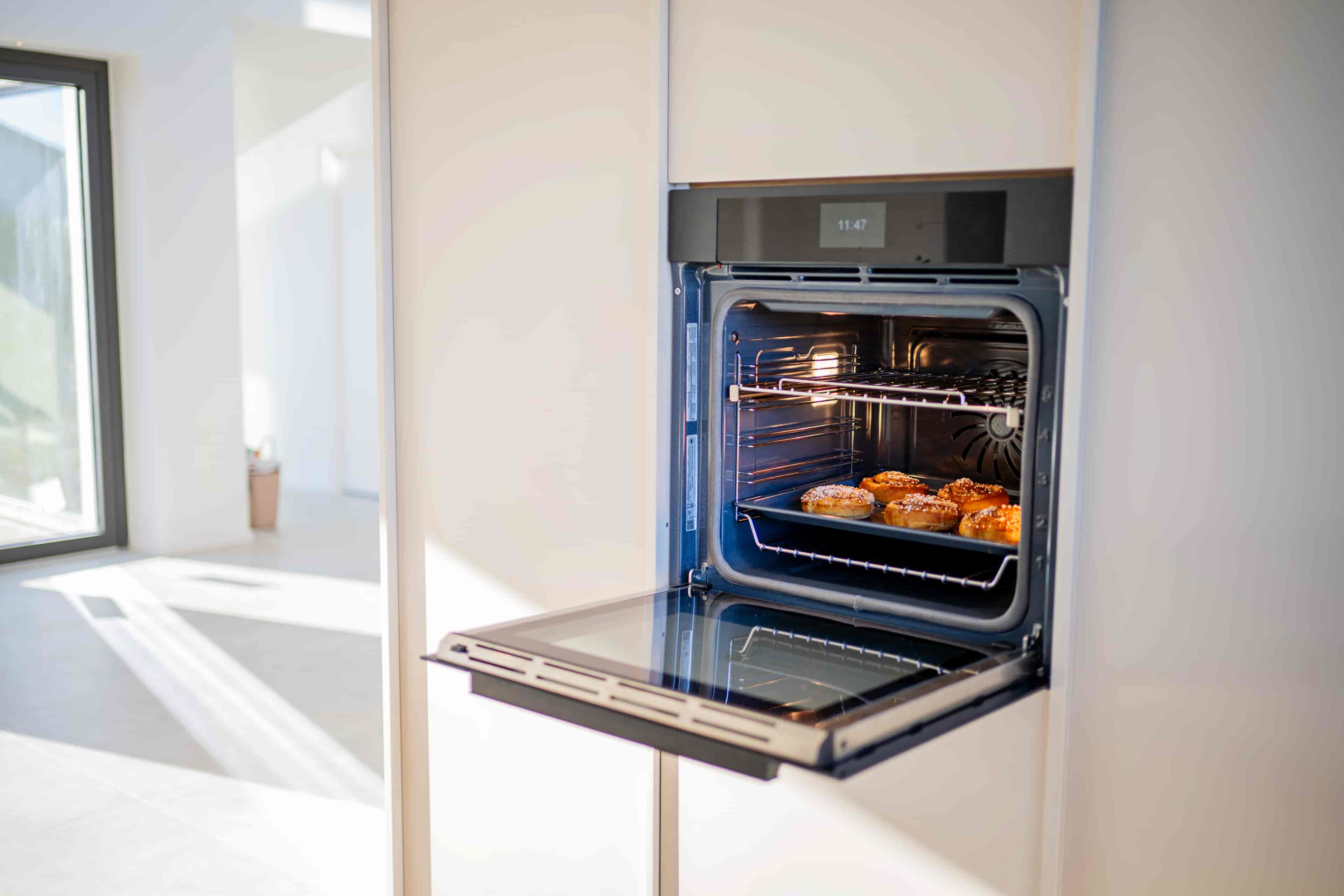 Bertazzoni Ugn med pyrolys TFT, carbonio, Modern-series