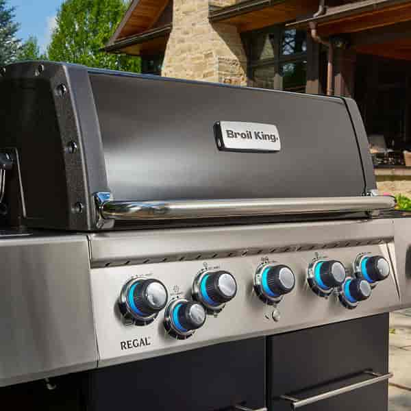 Broil King, Regal Q 590 IR