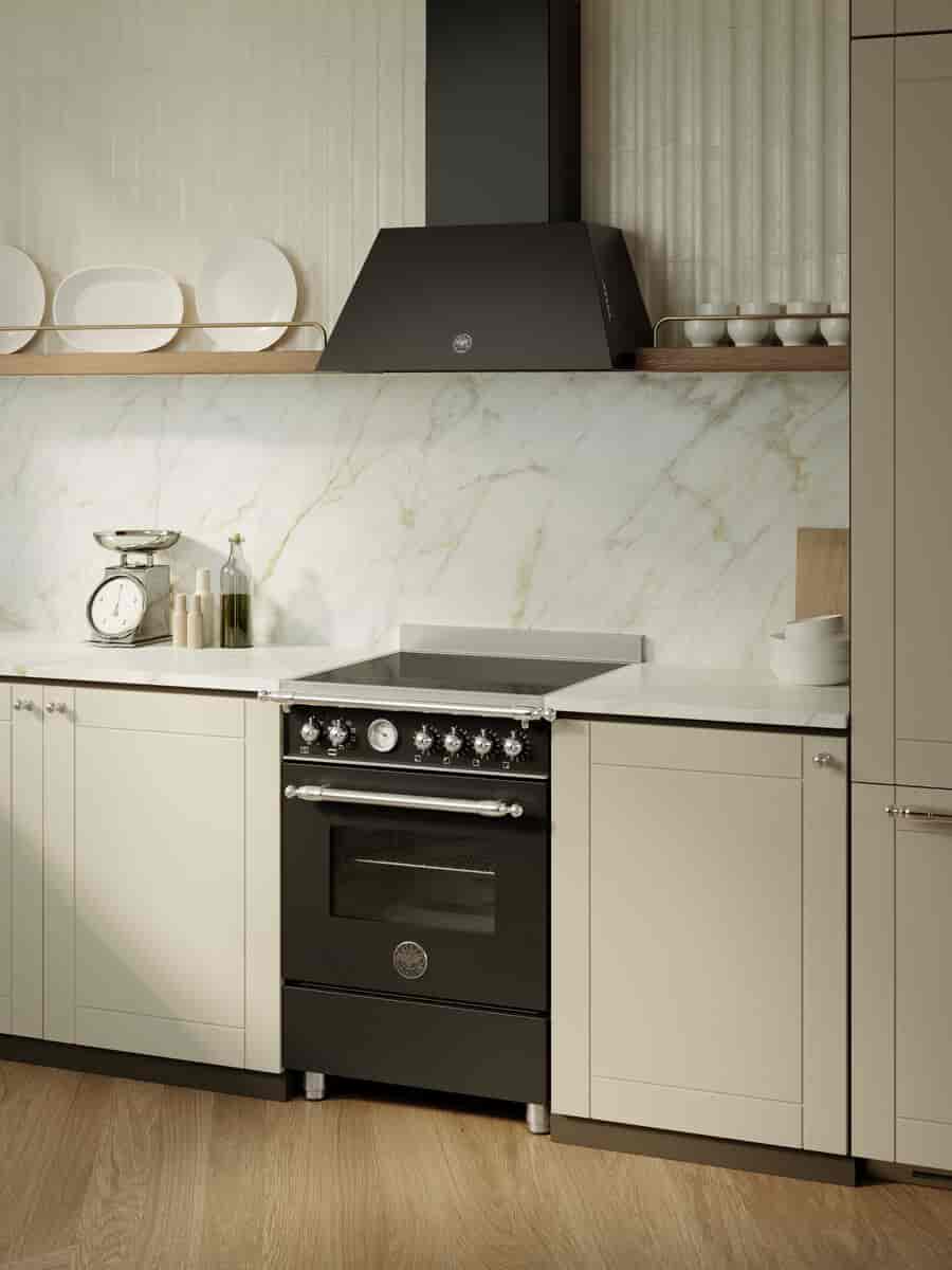 Bertazzoni, Heritage-serien, Induktionsspis, 60 cm, 4 zoner, 1 ugn. Mattsvart