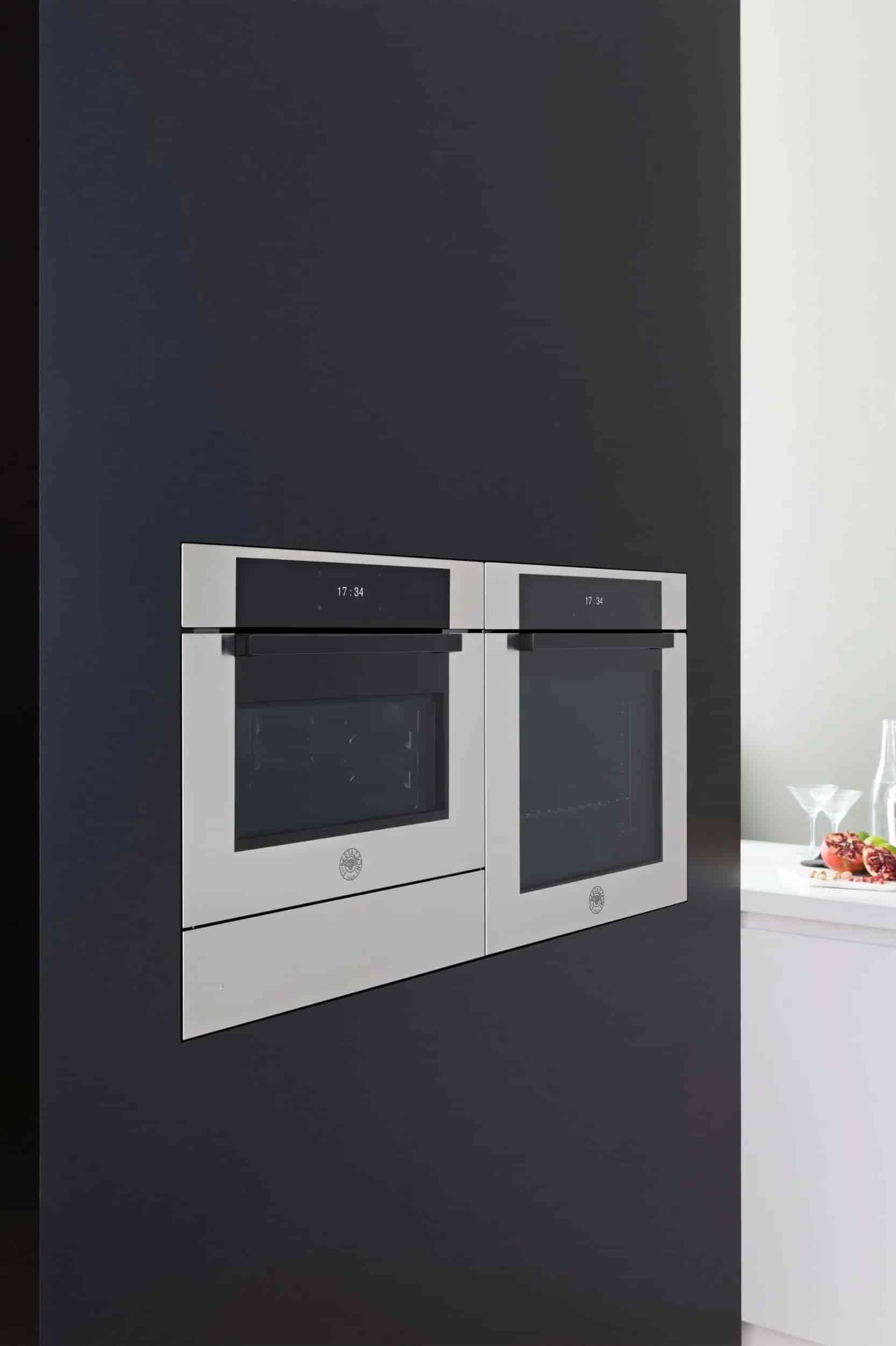 Bertazzoni Ångugn med pyrolys, Modern-series, rostfri