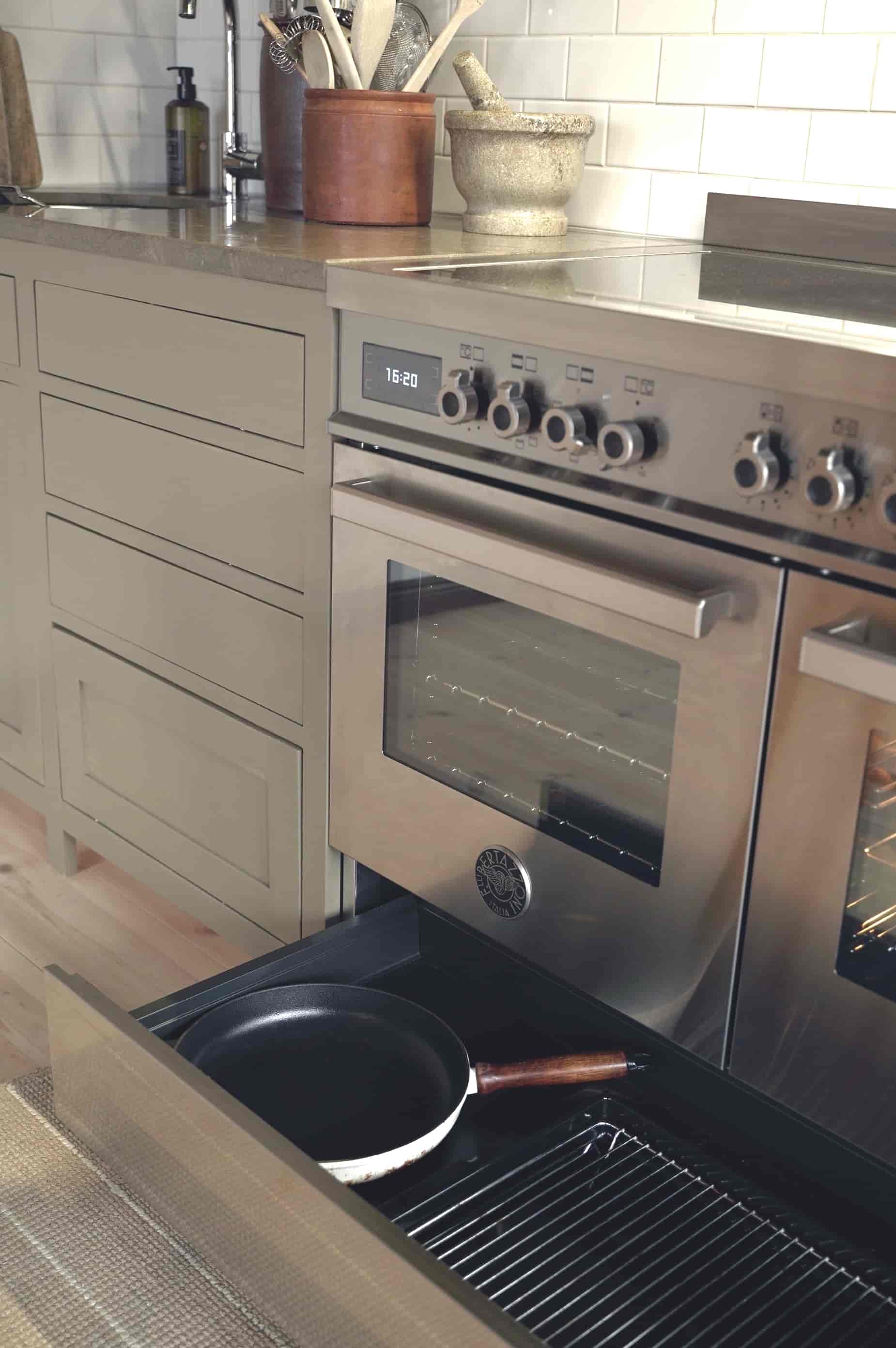 Bertazzoni Induktionsspis, Professional, 90x60 2 Ugnar, Rostfritt Bertazzoni Induktionsspis, Professional, 90x60 2 Ugnar, Rostfritt